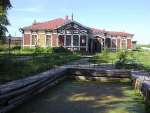 Здание музея до ремонта